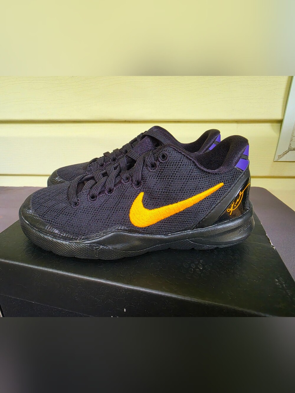 Nike Kobe 8 Protro "Black/University Gold" Size US 11 Kids